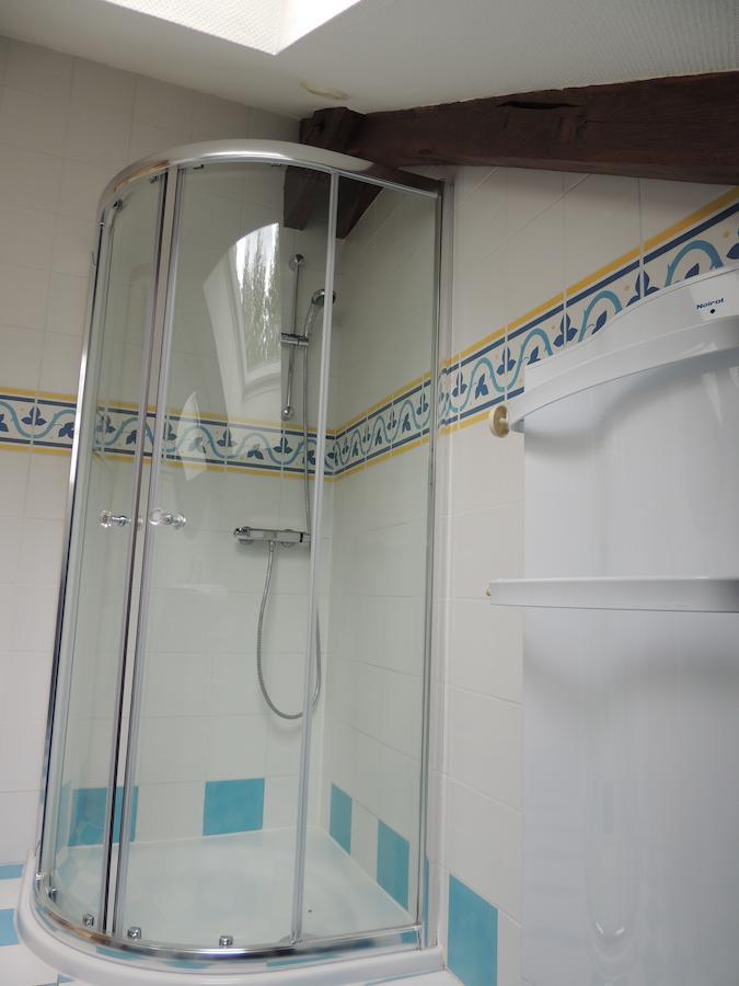 Chambre D'Hotes De Charleval Phòng bức ảnh
